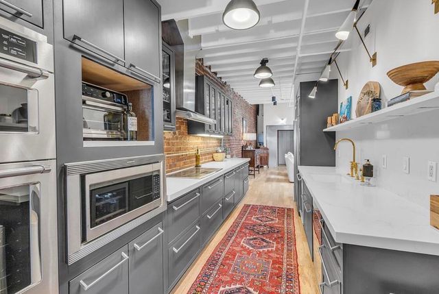 55 E Main 208, Chattanooga, TN 37408