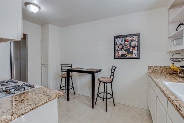 15461 Hesperia Road, Victorville, CA 92395