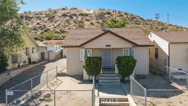 15461 Hesperia Road, Victorville, CA 92395