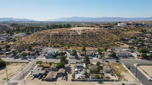 15461 Hesperia Road, Victorville, CA 92395