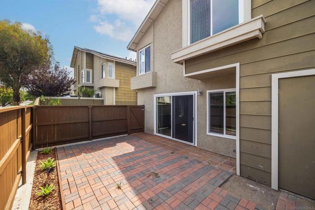 2366 Adirondack Row 6, San Diego, CA 92139