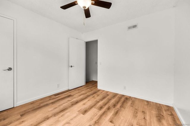 2366 Adirondack Row 6, San Diego, CA 92139
