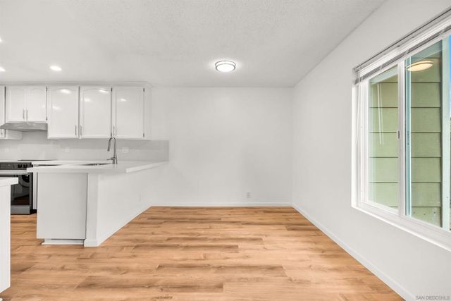 2366 Adirondack Row 6, San Diego, CA 92139