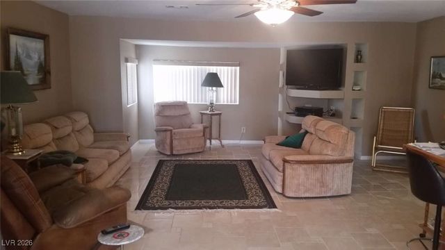 3050 South Rainbow Avenue, Pahrump, NV 89048