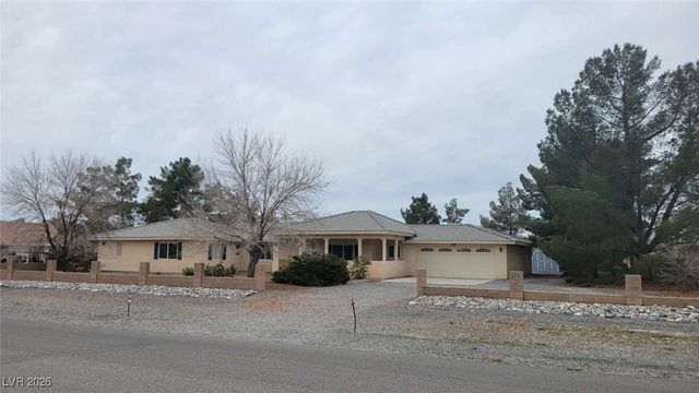 3050 South Rainbow Avenue, Pahrump, NV 89048
