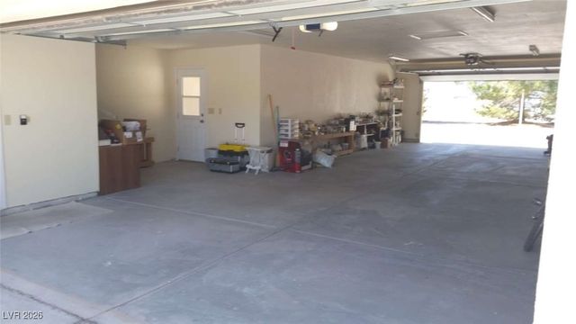 3050 South Rainbow Avenue, Pahrump, NV 89048