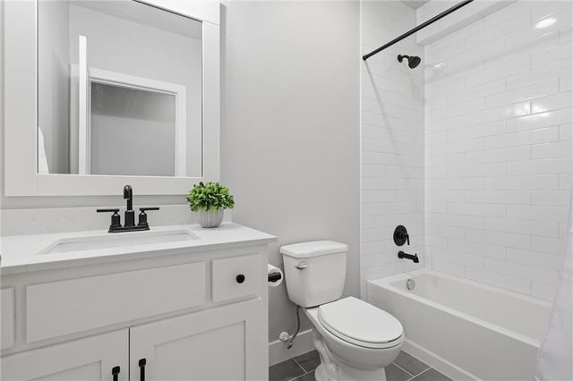 15449 W 173rd Street, Olathe, KS 66062