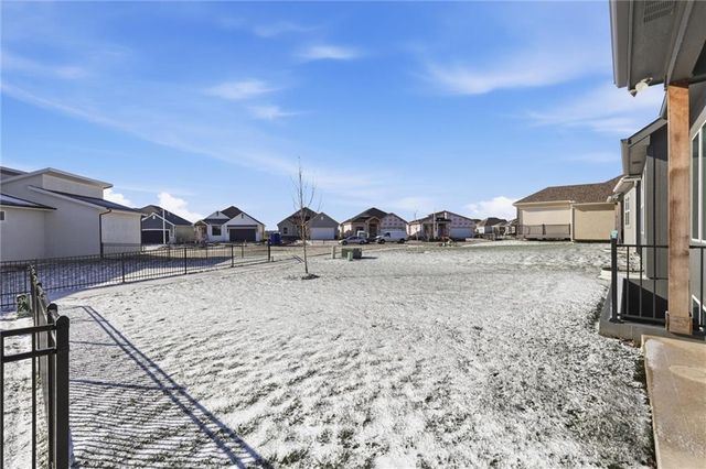 15449 W 173rd Street, Olathe, KS 66062