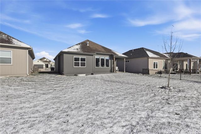 15449 W 173rd Street, Olathe, KS 66062