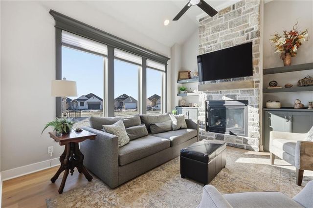 15449 W 173rd Street, Olathe, KS 66062