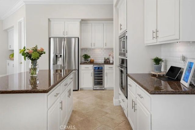 24231 Blossom Court, Valencia, CA 91354
