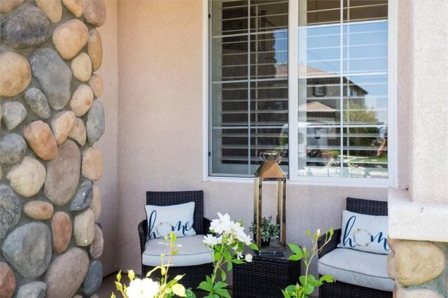 24231 Blossom Court, Valencia, CA 91354