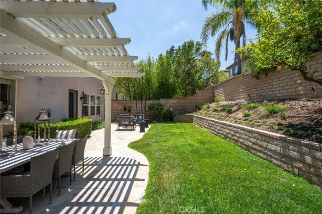 24231 Blossom Court, Valencia, CA 91354