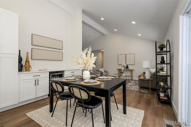 15278 Country Field Court, Chesterfield, MO 63017