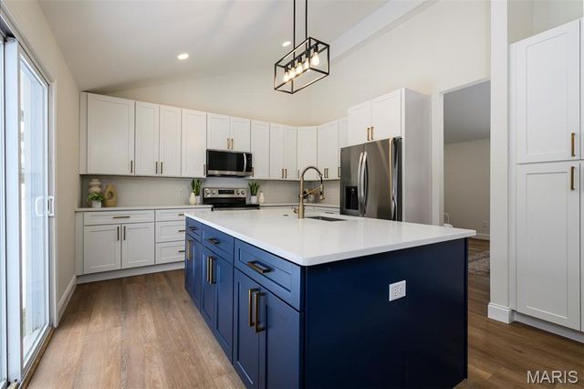 15278 Country Field Court, Chesterfield, MO 63017