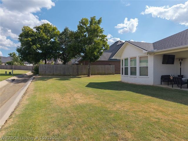 7017 Forest Canyon Drive, Fort Smith, AR 72916