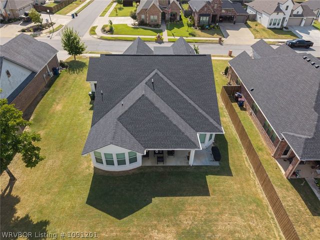7017 Forest Canyon Drive, Fort Smith, AR 72916