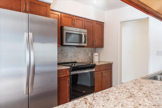 8248 Stoneham Drive, Ypsilanti, MI 48197