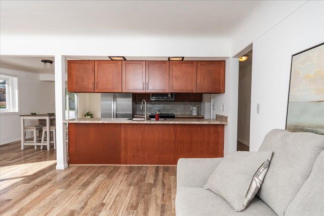 8248 Stoneham Drive, Ypsilanti, MI 48197