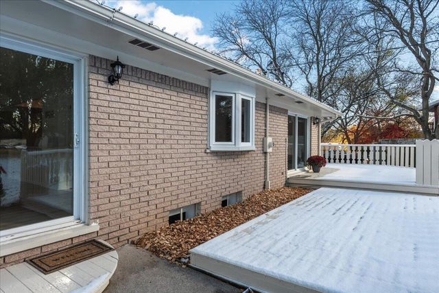 8248 Stoneham Drive, Ypsilanti, MI 48197