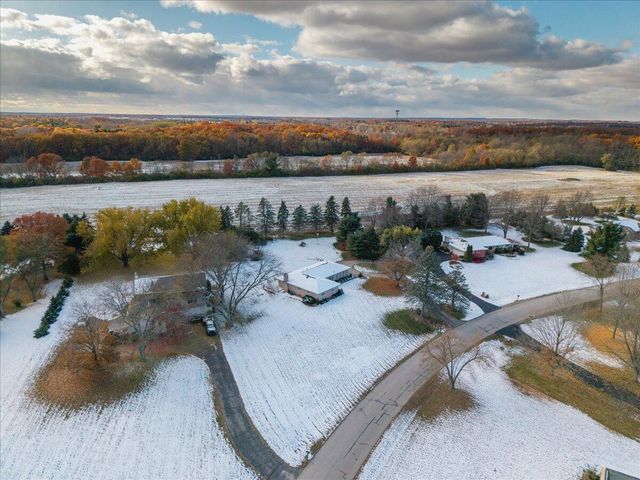 8248 Stoneham Drive, Ypsilanti, MI 48197