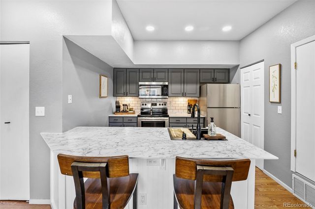 6001 S Yosemite Street E205, Greenwood Village, CO 80111