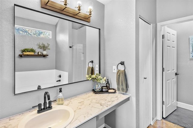 6001 S Yosemite Street E205, Greenwood Village, CO 80111