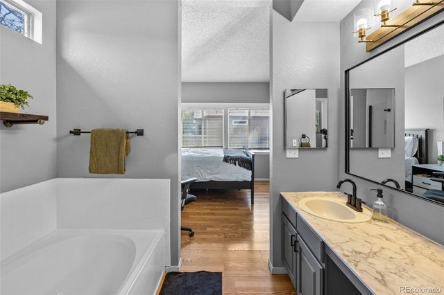 6001 S Yosemite Street E205, Greenwood Village, CO 80111
