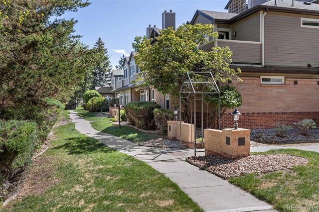 6001 S Yosemite Street E205, Greenwood Village, CO 80111