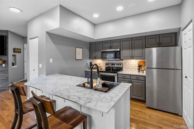 6001 S Yosemite Street E205, Greenwood Village, CO 80111