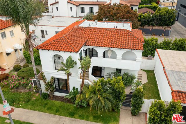 8472 Oakwood Avenue, Los Angeles, CA 90048