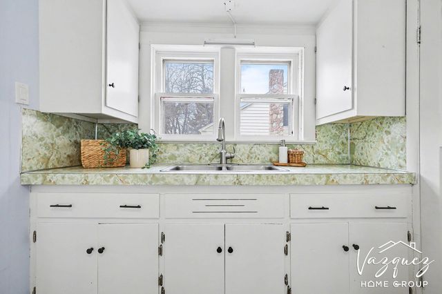 603 W Maple Street, Wayland, MI 49348