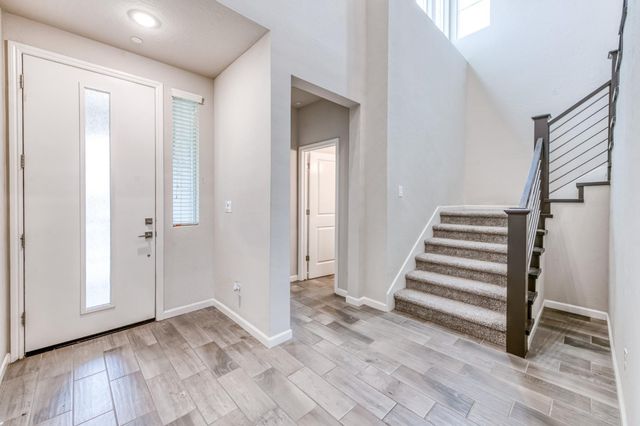 568 Atlantica Drive S, Madera, CA 93636