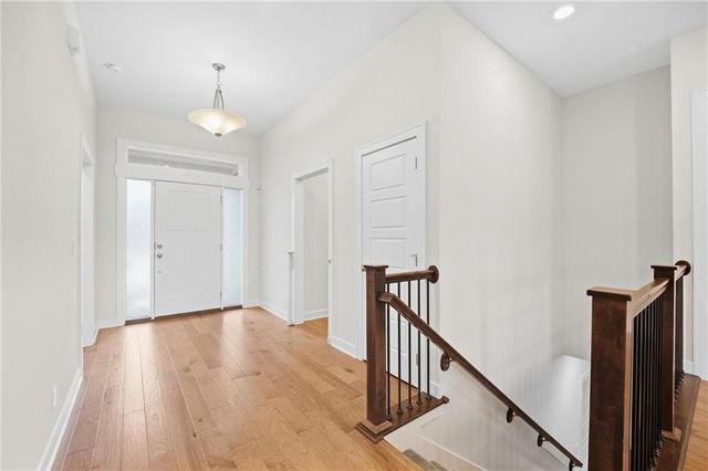7445 NW Chambers Court, Parkville, MO 64152