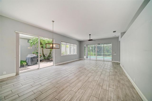 5002 88TH STREET E, Bradenton, FL 34211