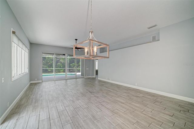 5002 88TH STREET E, Bradenton, FL 34211