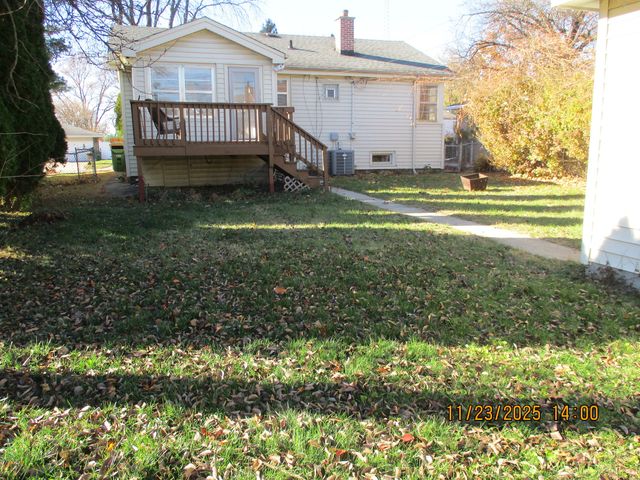 9737 Warren Avenue, Oak Lawn, IL 60453