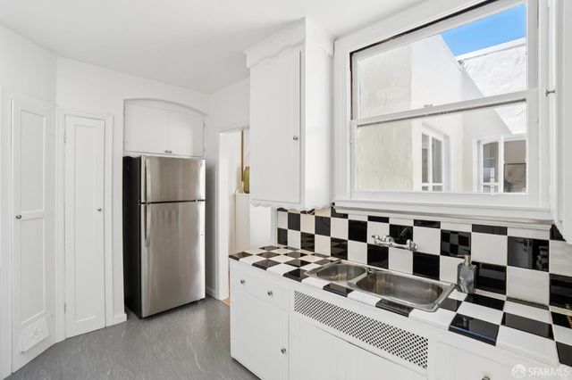 1827 Kirkham Street, San Francisco, CA 94122