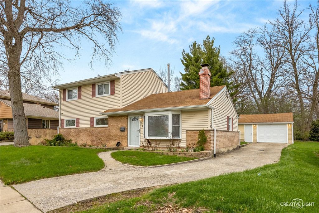 106 Blackhawk Drive, Park Forest, IL 60466