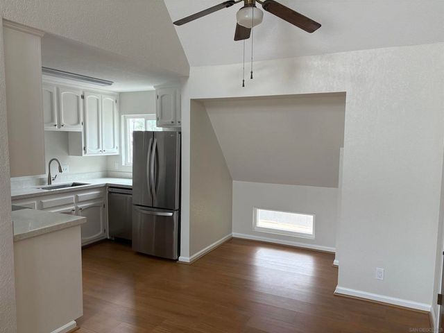 374 ORANGE AVE E, Coronado, CA 92118