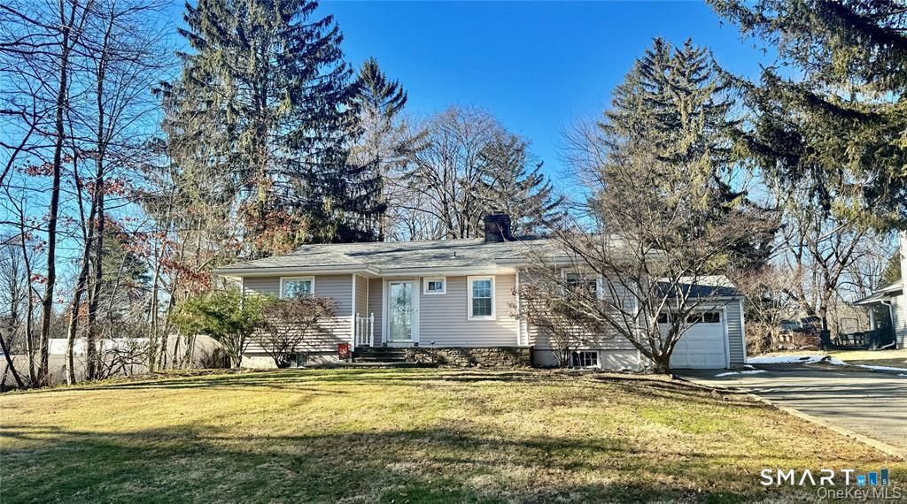 2645 Old Yorktown Road, Yorktown, NY 10598