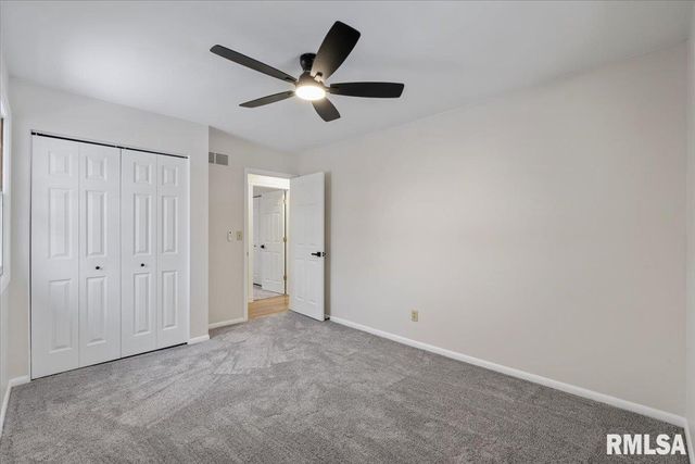 1005 5TH Street A, Hampton, IL 61256