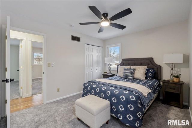 1005 5TH Street A, Hampton, IL 61256