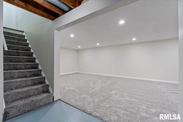 1005 5TH Street A, Hampton, IL 61256