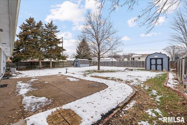 1005 5TH Street A, Hampton, IL 61256