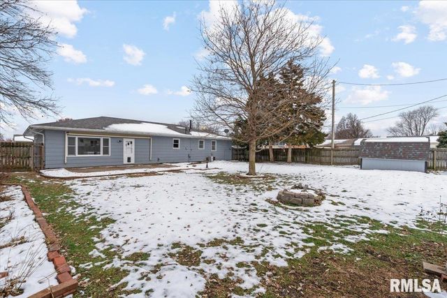 1005 5TH Street A, Hampton, IL 61256