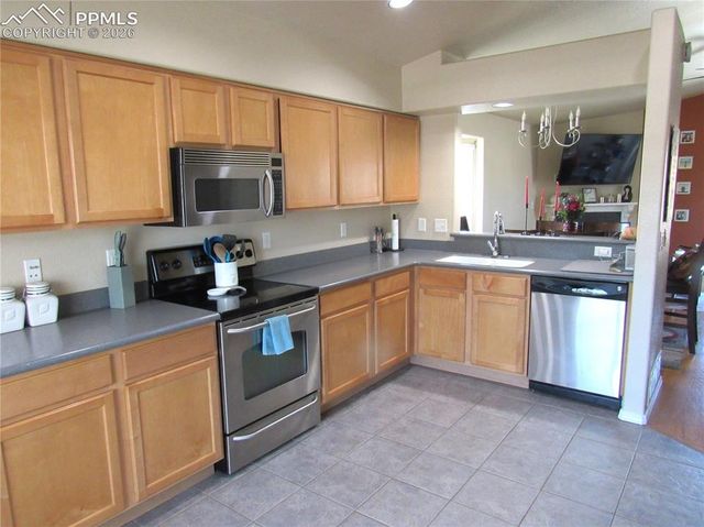 6306 Shooting Iron Way, Colorado Springs, CO 80923
