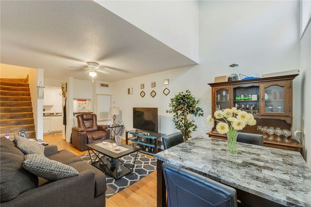 4401 Carter Creek Parkway 12, Bryan, TX 77802