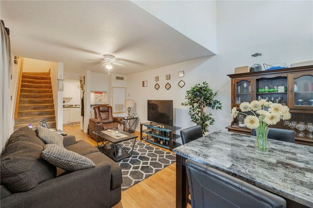 4401 Carter Creek Parkway 12, Bryan, TX 77802