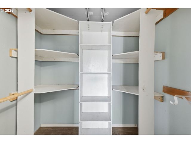 314 S 13TH St, St Helens, OR 97051